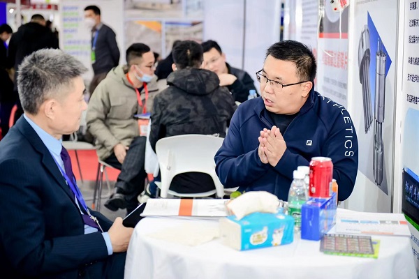 我公司参加第五届国际塑料展,取得圆满成功